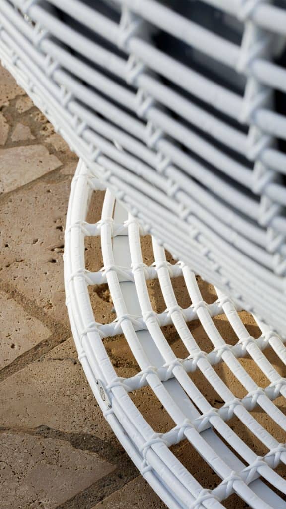 02907.01_Daybed Igloo_White Mushroom 15mm_Skyline_5