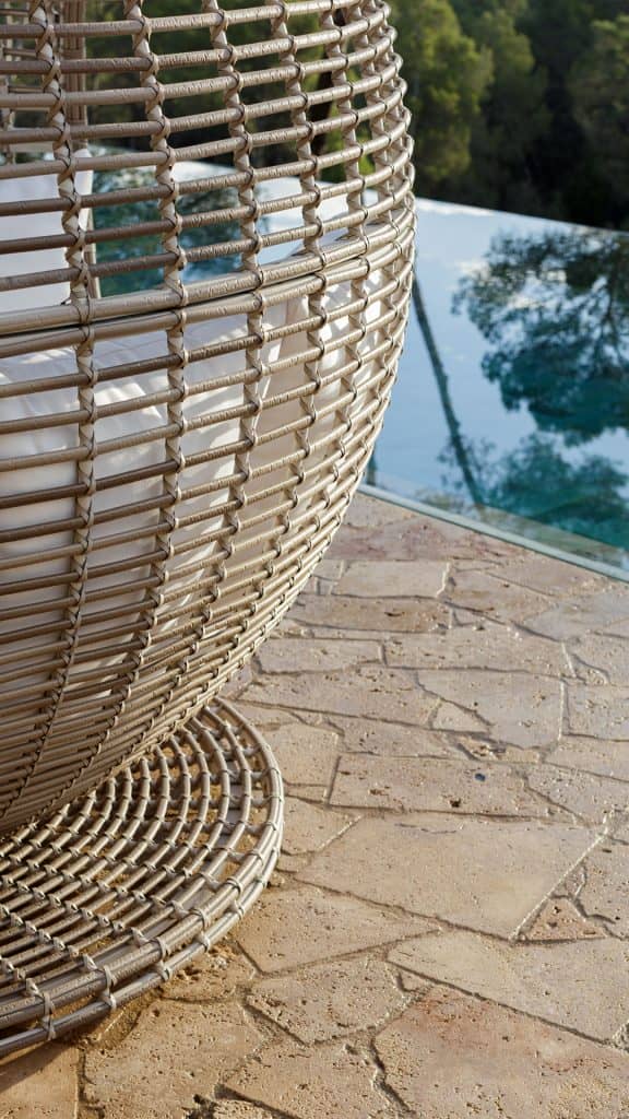 02907_Daybed Igloo_Kubu Mushroom 15mm_Skyline_2