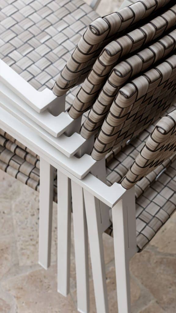 11005_Dining Armchair BREEZE_Seashell FF 30mm_Skyline_2