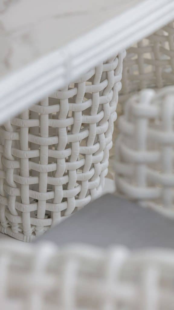 22460_Dining Table Dynasty_White Mushroom 15mm_Skyline_2