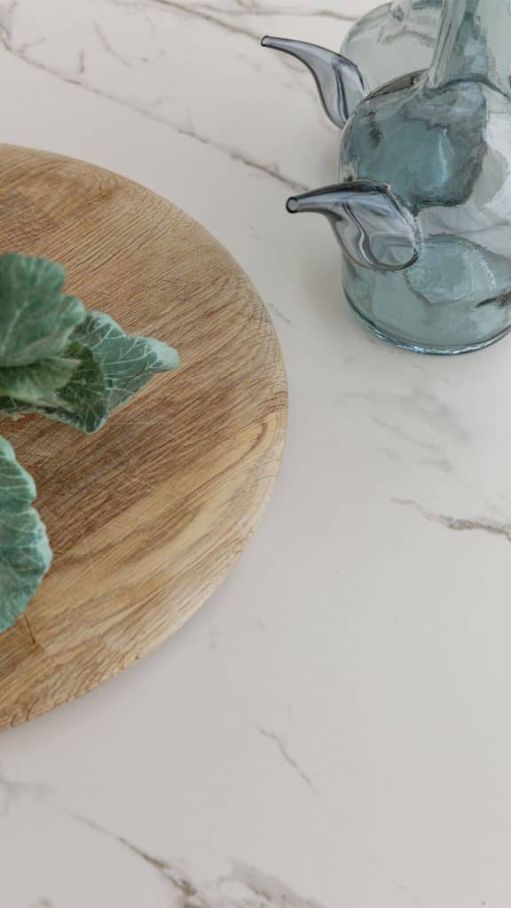 22461_Dining Table Dynasty_White Mushroom 15mm_Skyline_3