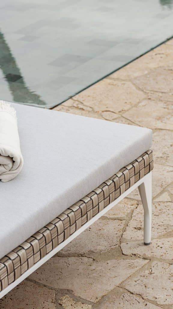 22939_Lounger Brafta_Seashell FF 30mm_Skyline_4