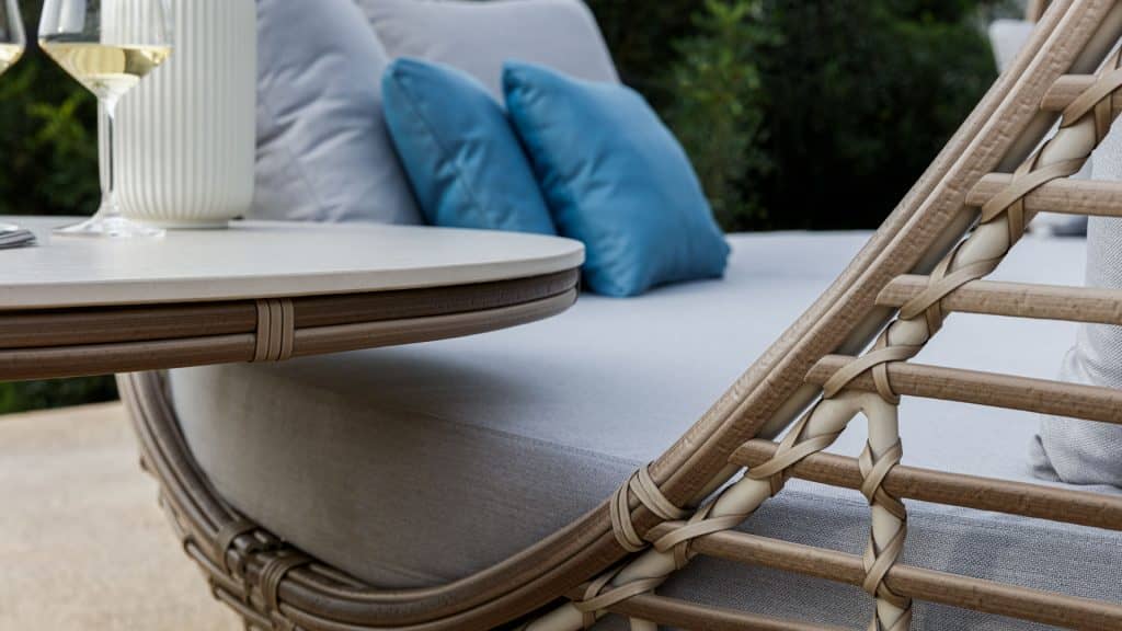 23506_Daybed Ganesha_Seashell Mushroom 15mm_Skyline_3