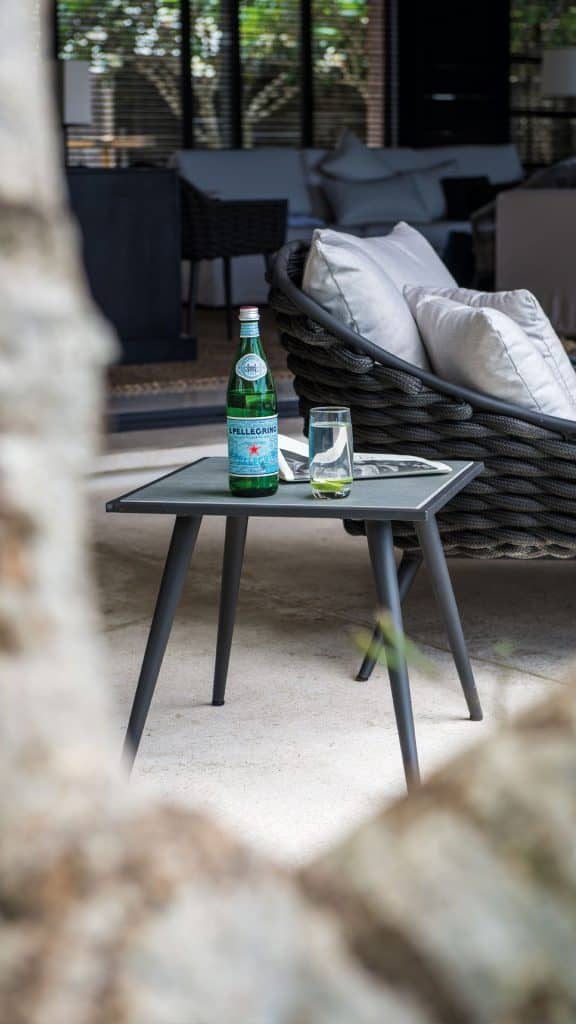 23515_Side Table Serpent_Aluminum Carbon_Skyline_3