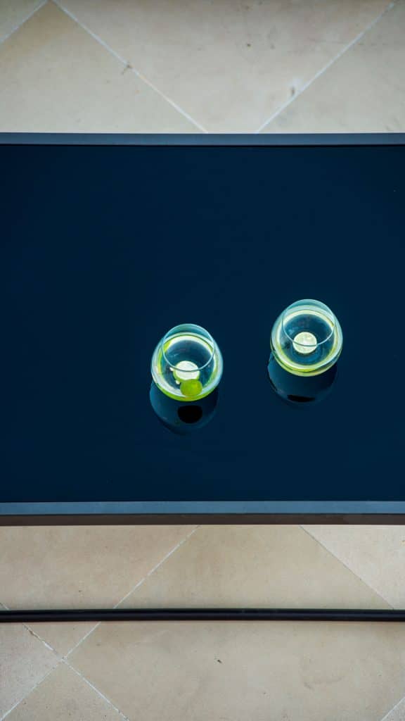 23564_Coffee Table Moma_Aluminum Carbon_Skyline_3