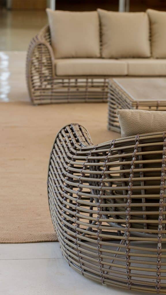 23662_Loveseat Ruby_Kubu Mushroom NP15mm_Skyline_2