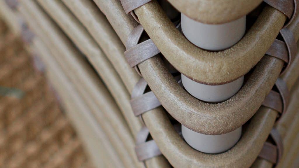 23664_Coffee Table Ruby_Kubu Mushroom NP15mm_Skyline_5