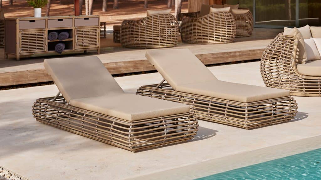 23669.01_Lounger Ruby_Kubu Mushroom NP15mm_Skyline_2