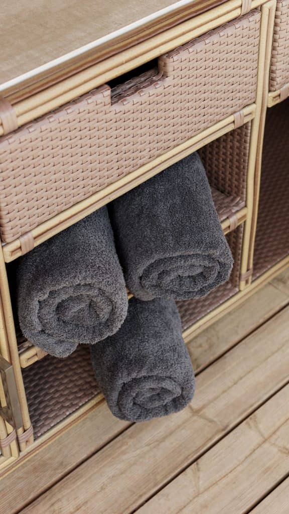 23675_Sideboard Ruby_Kubu Mushroom NP15mm_Skyline_4