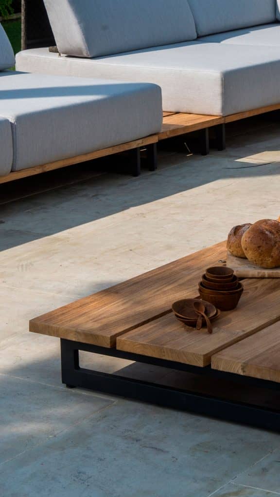 23714_Coffee Table Alaska_Natural Teak_Skyline_4