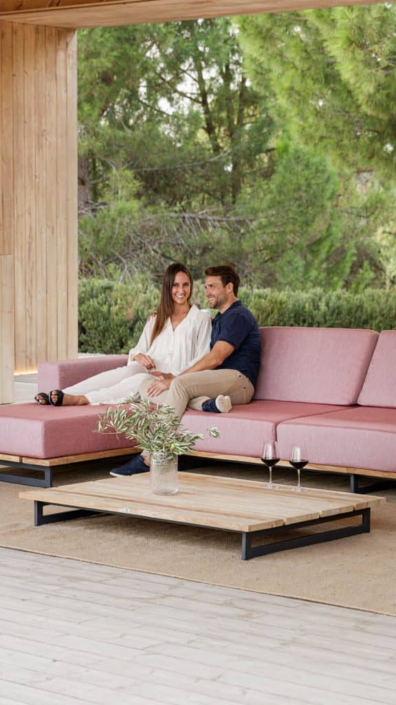 23714_Coffee Table Alaska_Natural Teak_Skyline_6