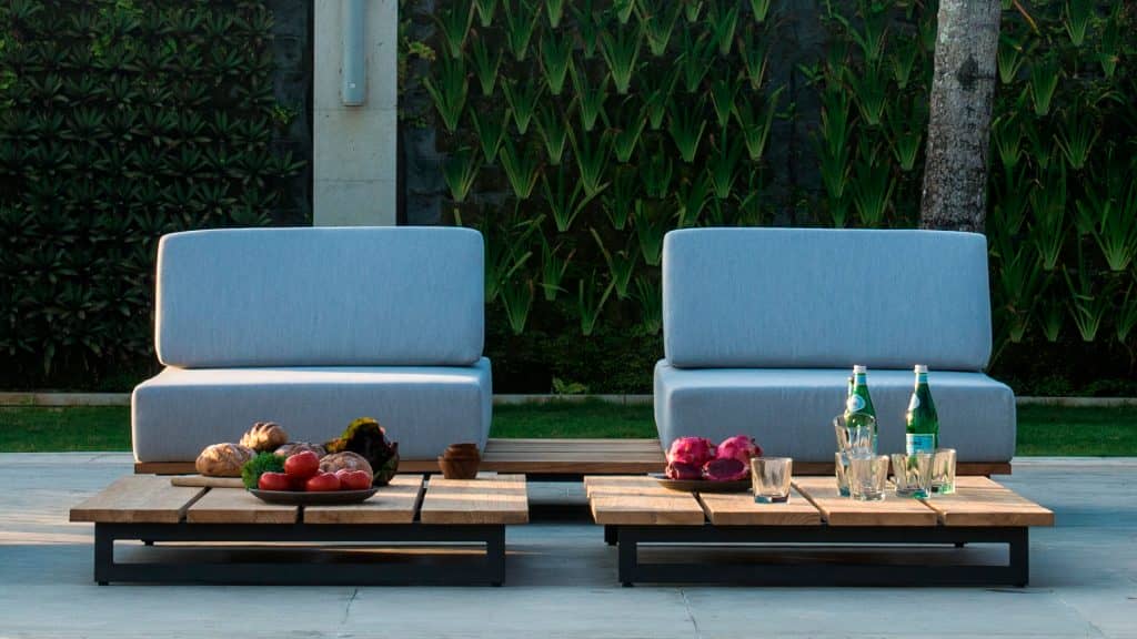 23716_Armchair Ona_Dark Grey Strap 21mm_Skyline_3