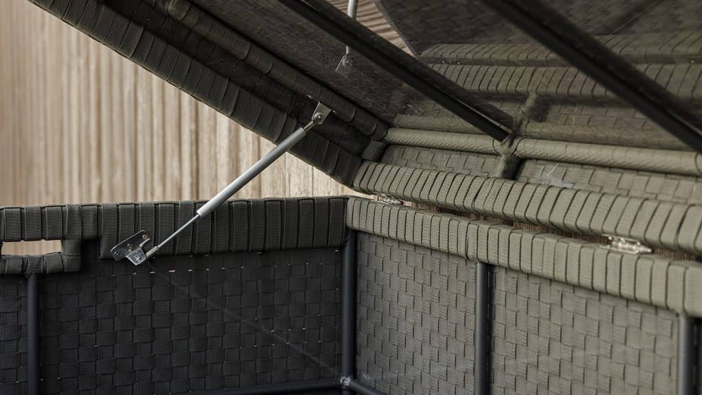 23716_Trunk Ona_Dark Grey Strap 21mm_Skyline_6