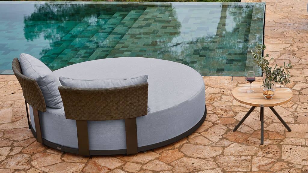 23722.01_Daybed-Ona_Dark-Grey-Strap-21mm_Skyline_5