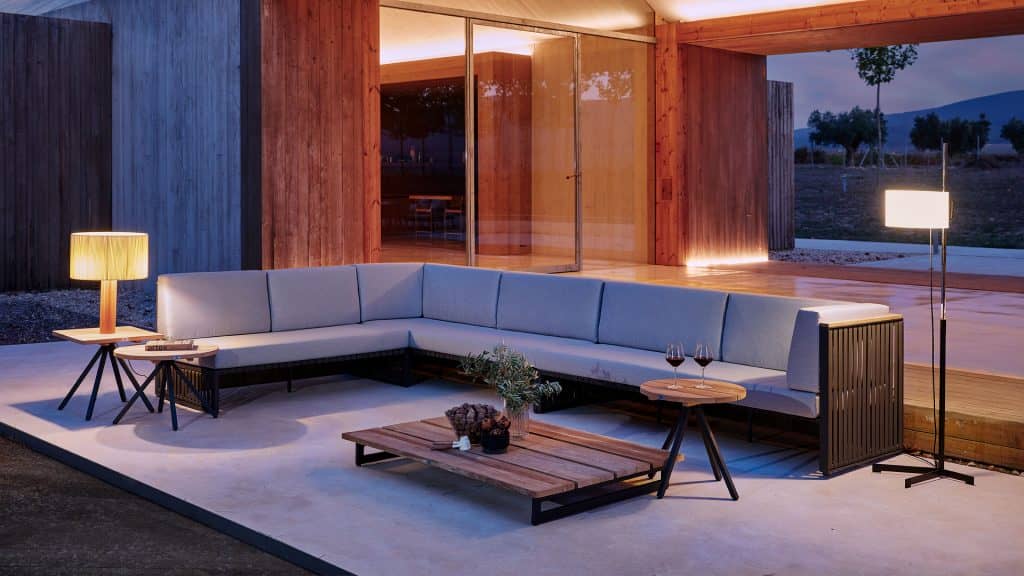 23811_Corner Horizon_Dark Grey Srap 35mm_Skyline_0