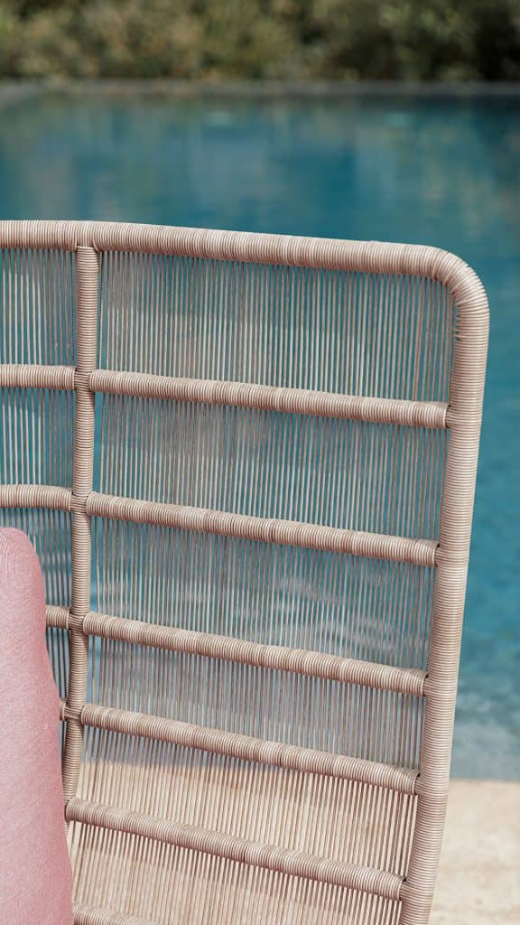 23835.01_Loveseat Spa_Seashell Polyrod 3mm_Skyline_2