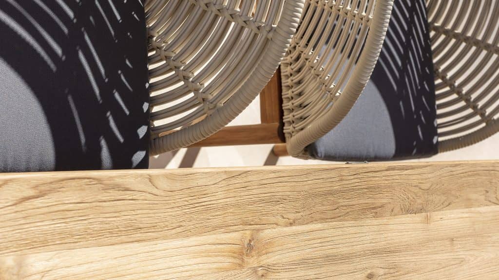 23871.02.01-Rect-DT-240-Alaska-White-Wash-Alum-Skyline-5