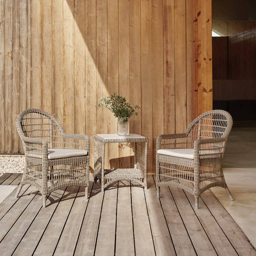 23885-Side-Table-Arena-Seashell-Polyrod-Skyline-Design-5