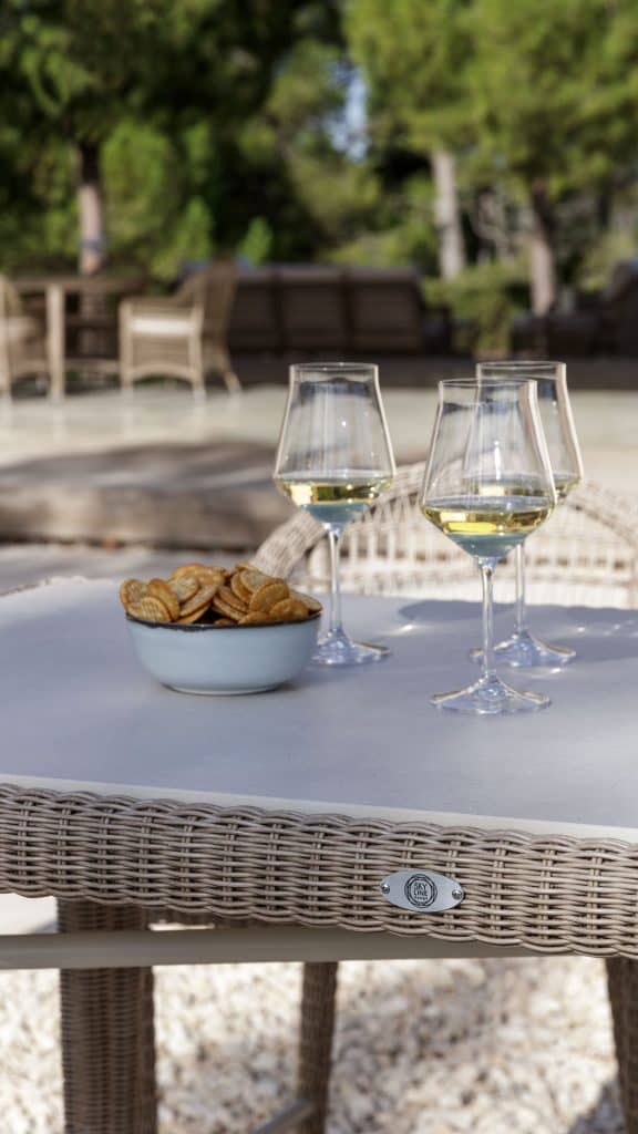 23892-Rectangular-Bar-Table-Arena-Seashell-Polyrod-Skyline-Design-3