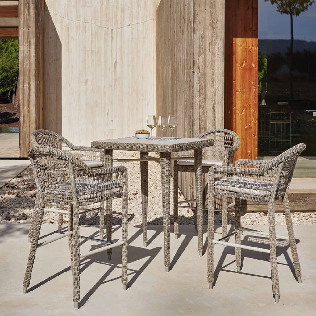 23892.01-Square-Bar-Table-Arena-Seashell-Polyrod-Skyline-Design-6