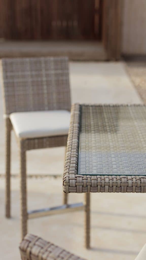 23906.01_Bar Table Paloma_Seashell 7,10 & 15mm_Skyline_2