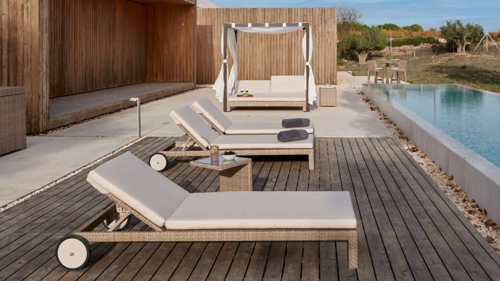 23909_ Aux.Table Paloma_Seashell 7,10 & 15mm_Skyline_5