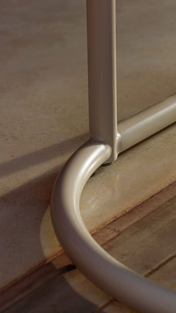 23913_Hanging Paloma_Seashell 7,10 & 15mm_Skyline_4