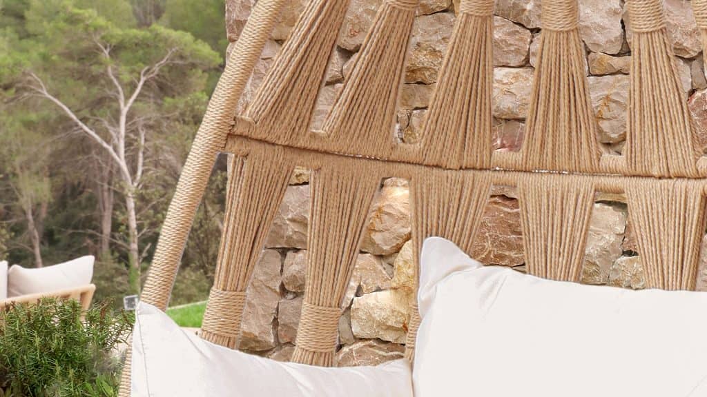 24106.01_Hanging-w-stand-Krabi_Rami-Natural-Rope_Skyline-Design_3