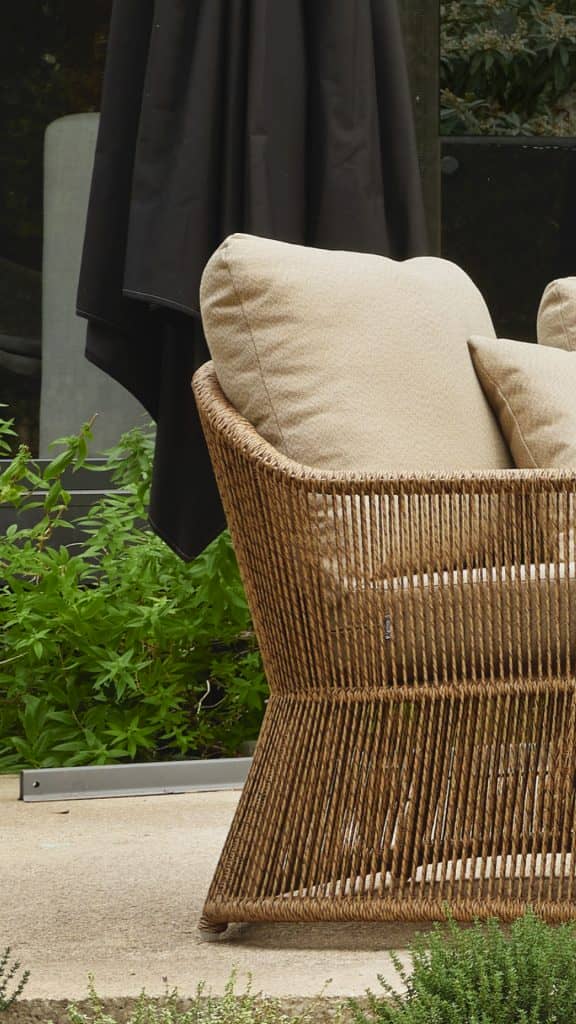 24211_Armchair Calixto_Nigerian Twist Hyacin 5mm_Skyline_7