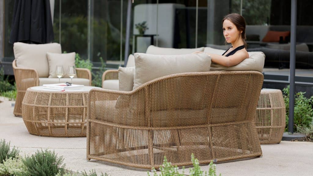 24212_Loveseat Calixto_Nigerian Twist Hyacin 5mm_Skyline_3