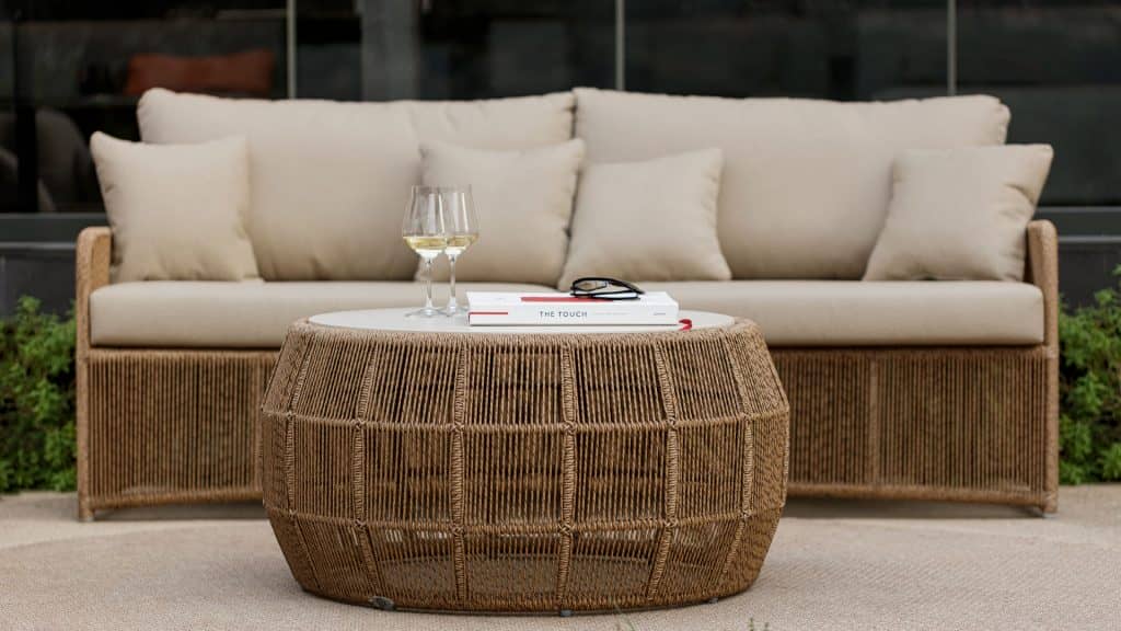 24214_Coffee Table Calixto_Nigerian Twist Hyacin 5mm_Skyline_2