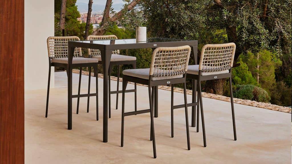 24309-SQ-Bar-Table-Ribs-Aluminum-Carbon-Skyline-Design-03