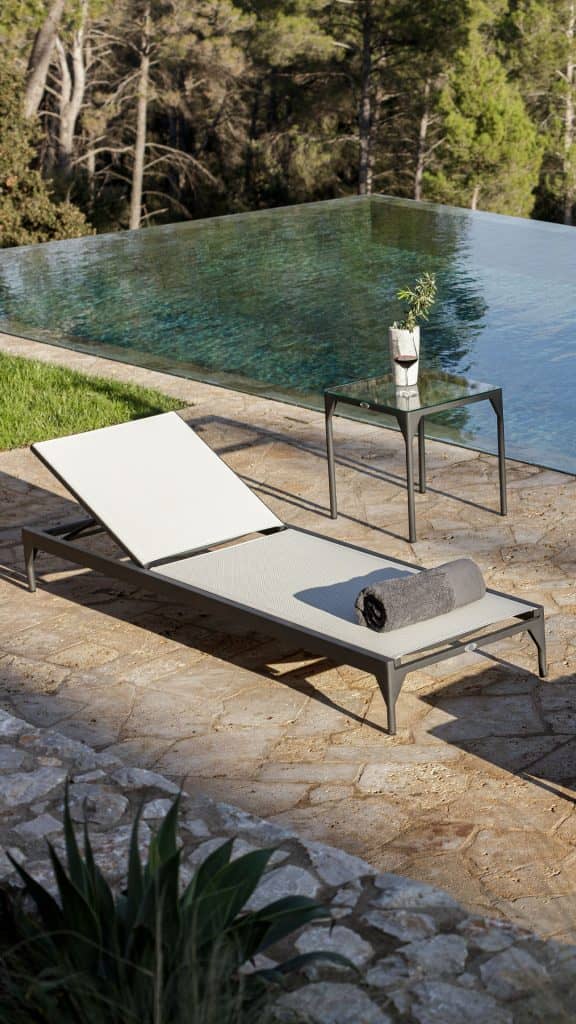 24312_Aux.Table Ribs_Aluminum Carbon_Skyline_5