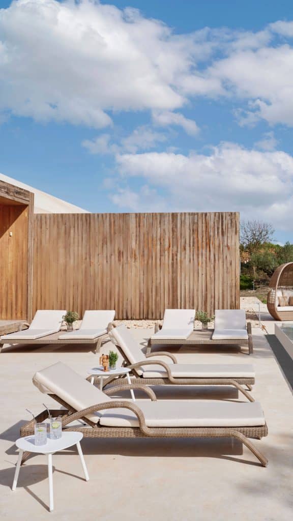 Arena-Seashell-Polyrod-Skyline-Design-3