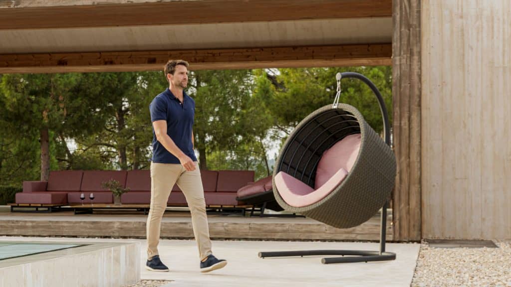 Hanging_Chair_Skyline_23724_Ona_02