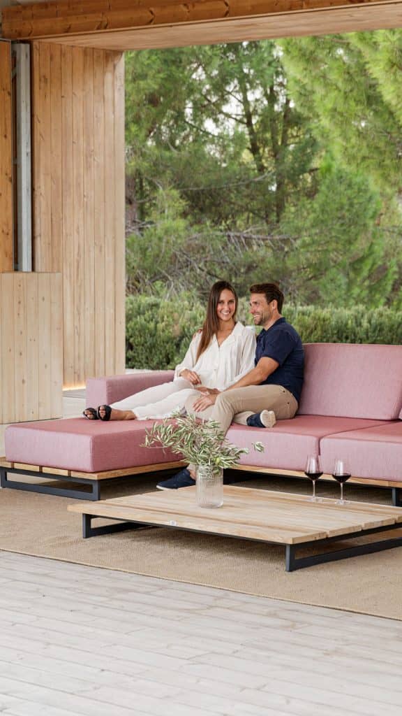 Ona_Dark Grey Strap 21mm_Skyline_10