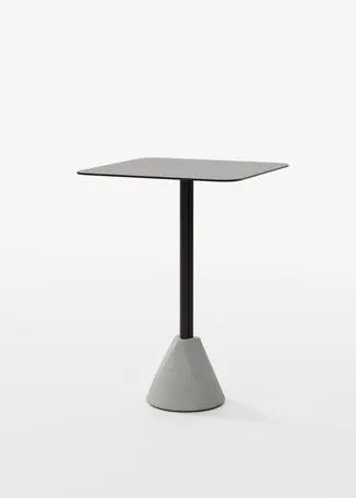 Evin Bar table