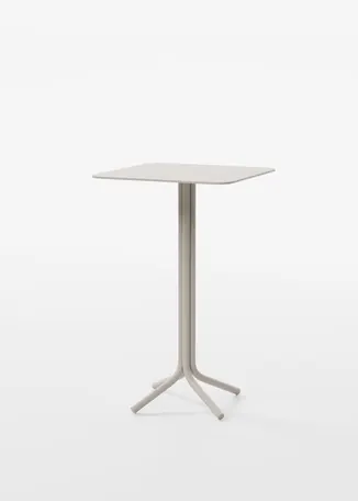 Neia Bar table