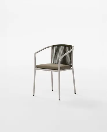 Iven Chair